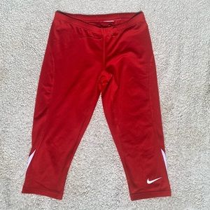 Nike capri leggings